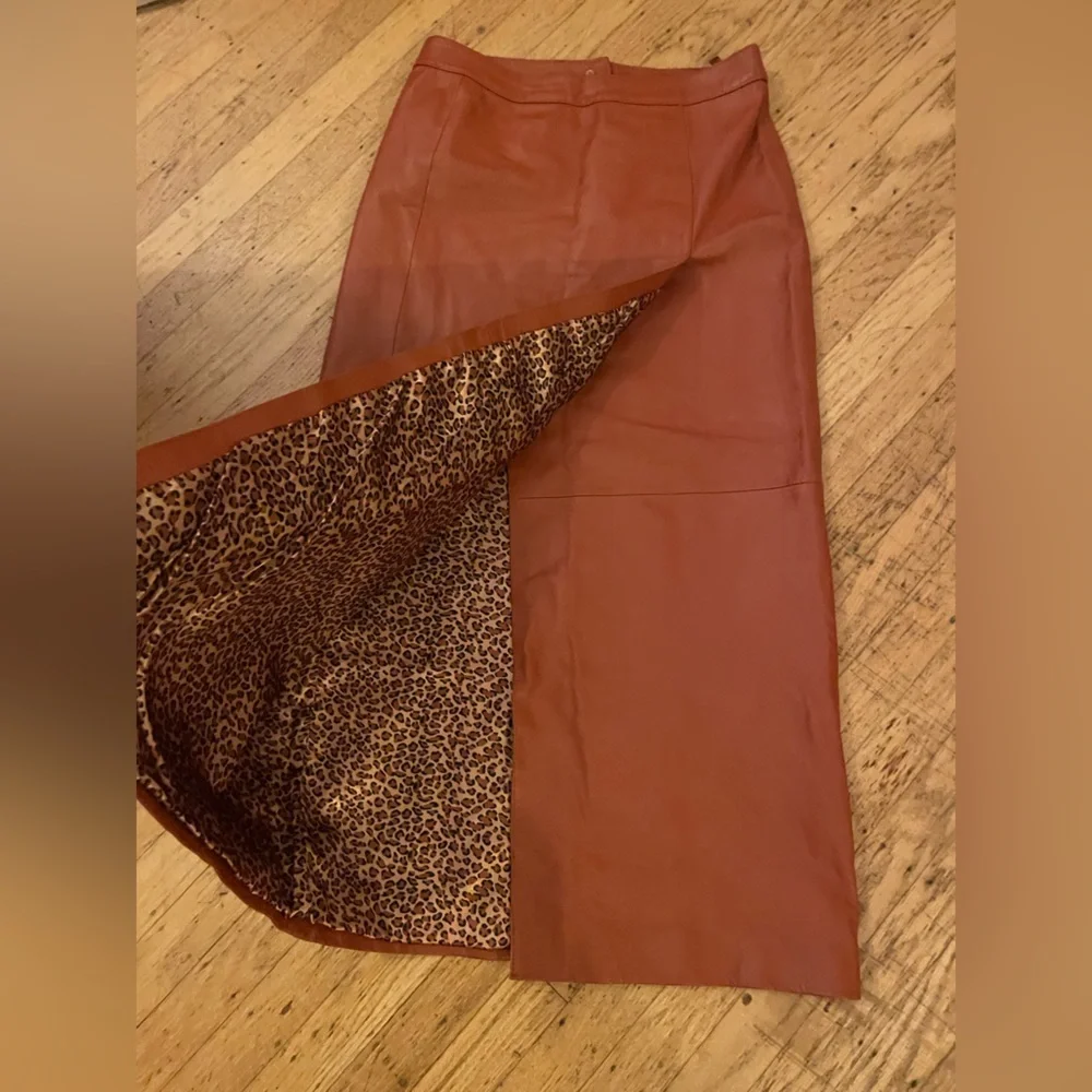 Vintage 100% Leather Skirt - Picture 2 of 7
